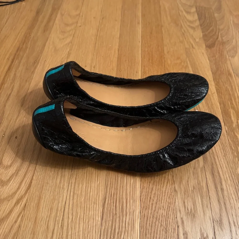Tieks by Gavrieli Obsidian Black Leather Ballet Flats Size 12 w/box bag & flower